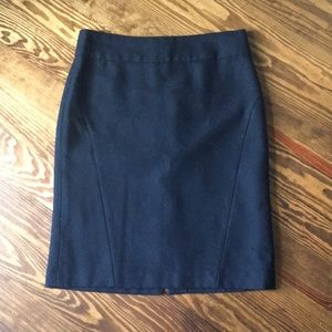Banana Republic black pencil skirt